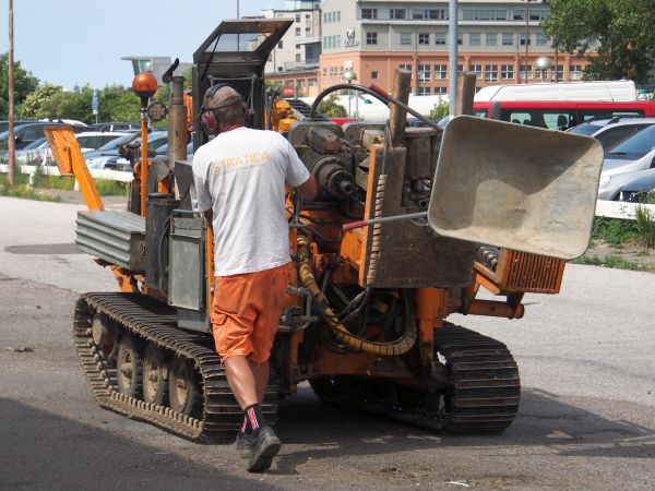 Maszyny budowlane do wznajęcia